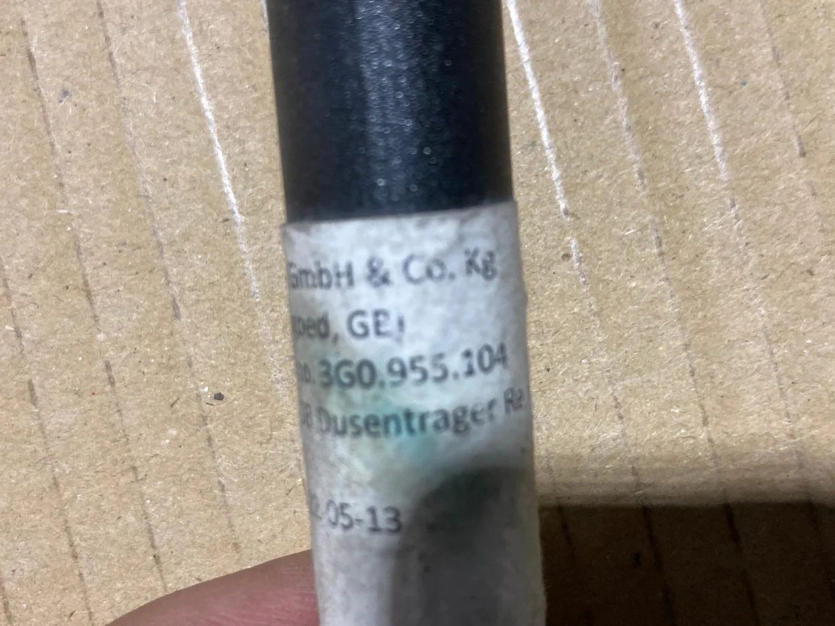 Strålkastartvättarlock Höger VW Passat B8 image 3