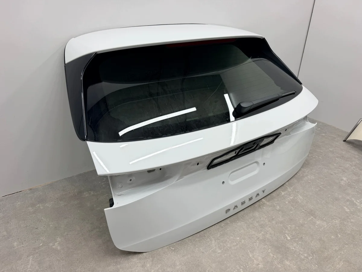 Hayon VW Passat B9 Kombi Variant LC9A image 3