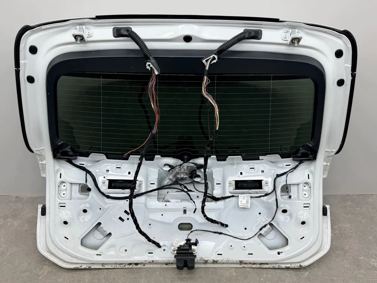 Hayon VW Passat B9 Kombi Variant LC9A image 8