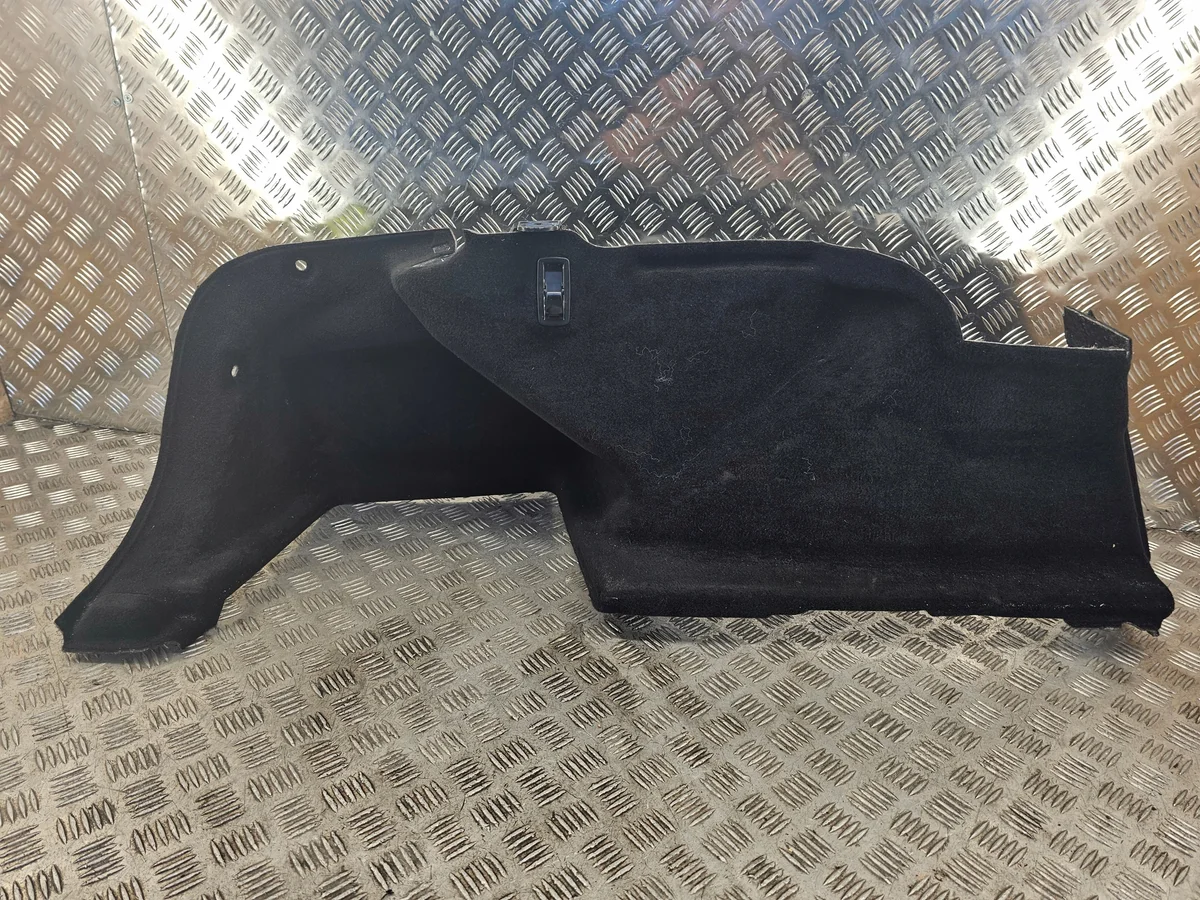 Seitenverkleidung Kofferraum Links BMW 5 G30