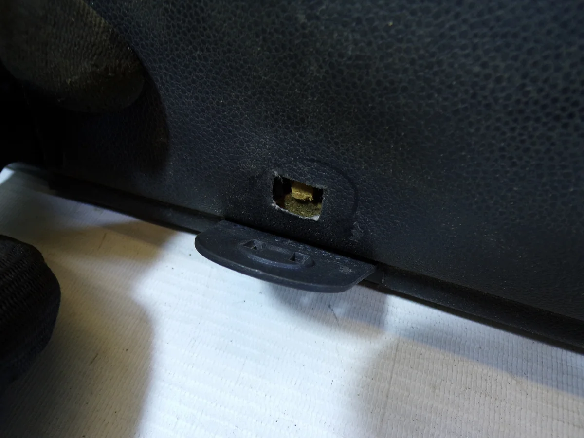 Bagagerumsrullgardin Opel Astra H Kombi image 8