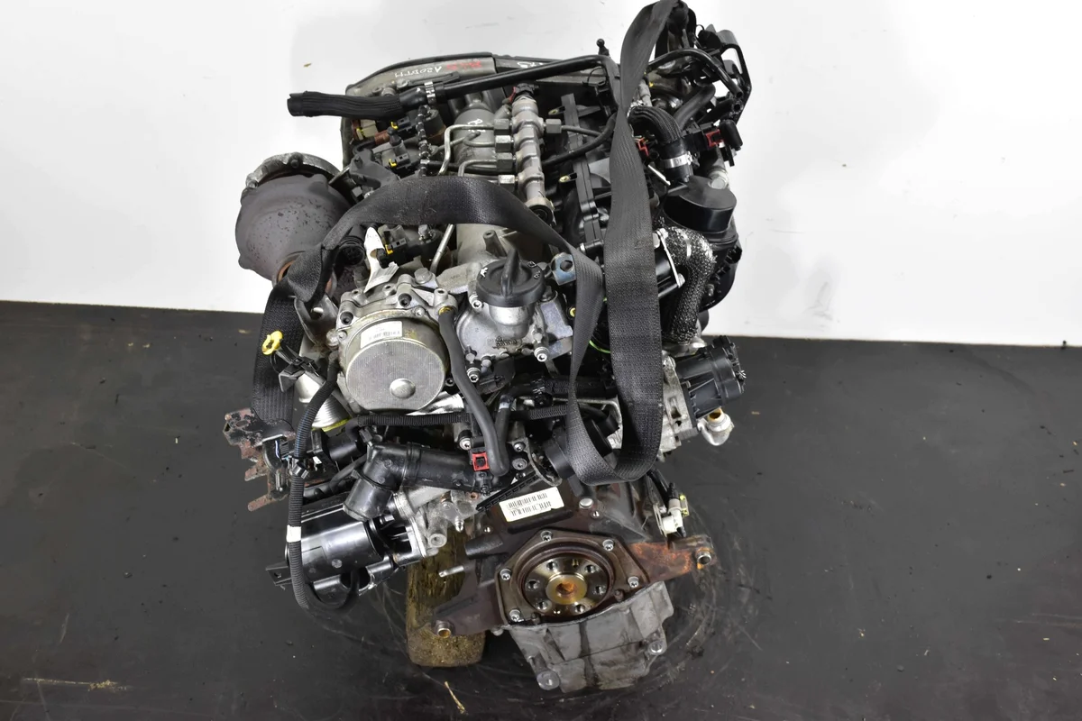 Moottori Opel Astra J Insignia A 2.0 CDTI image 5