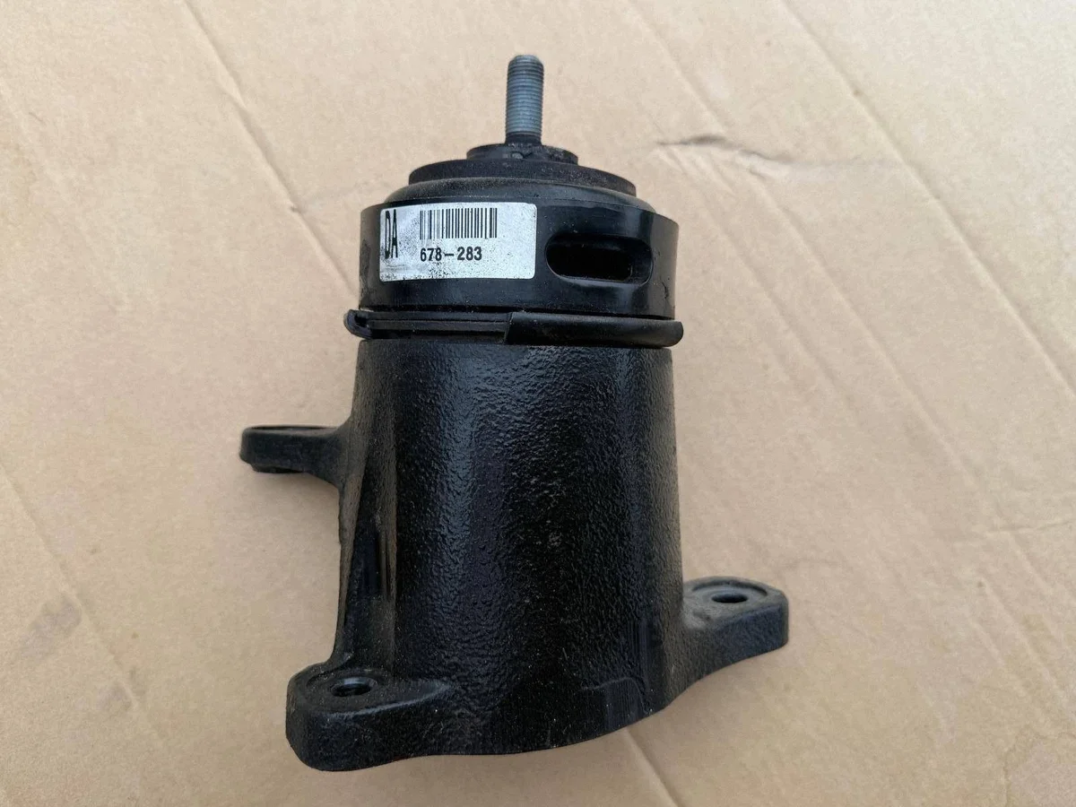 Motorfäste SsangYong Korando 678-283