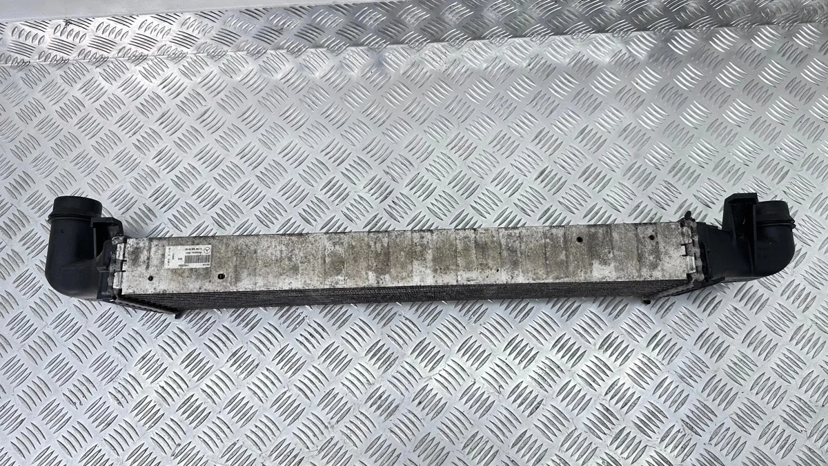 Intercooler Mercedes-Benz Clase A W176 1.5 dCi image 6