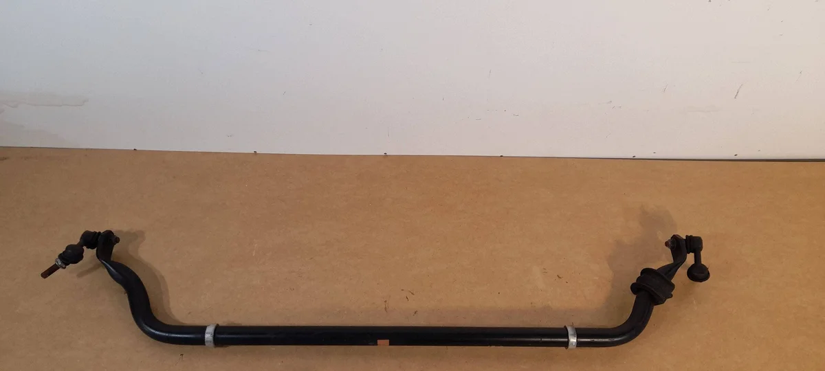 Stabilisateur avant Nissan GT-R R35 (J721) image 5