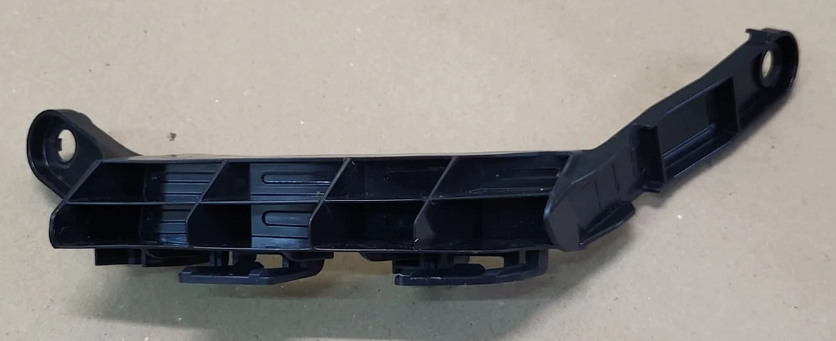 Halterung Stoßstange Links Hinten Toyota RAV4 V