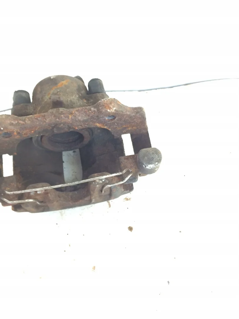 Pinza Freno Volvo V40 UA22320 Usata