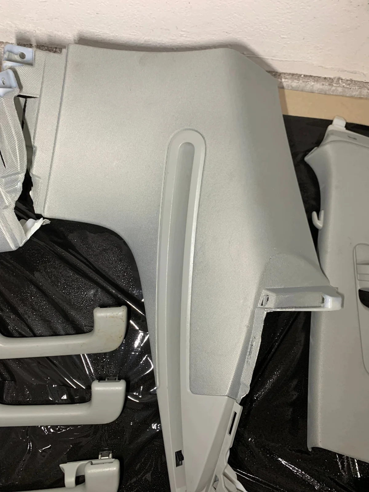 Audi A4 B9 Avant Plastiche Montanti Usate image 10