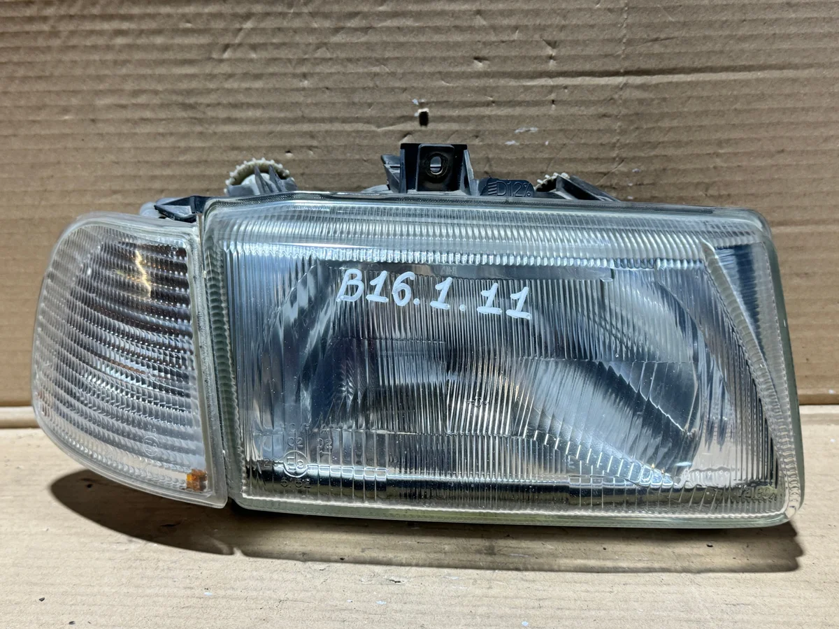 Phare avant droit Seat Ibiza II Cordoba I