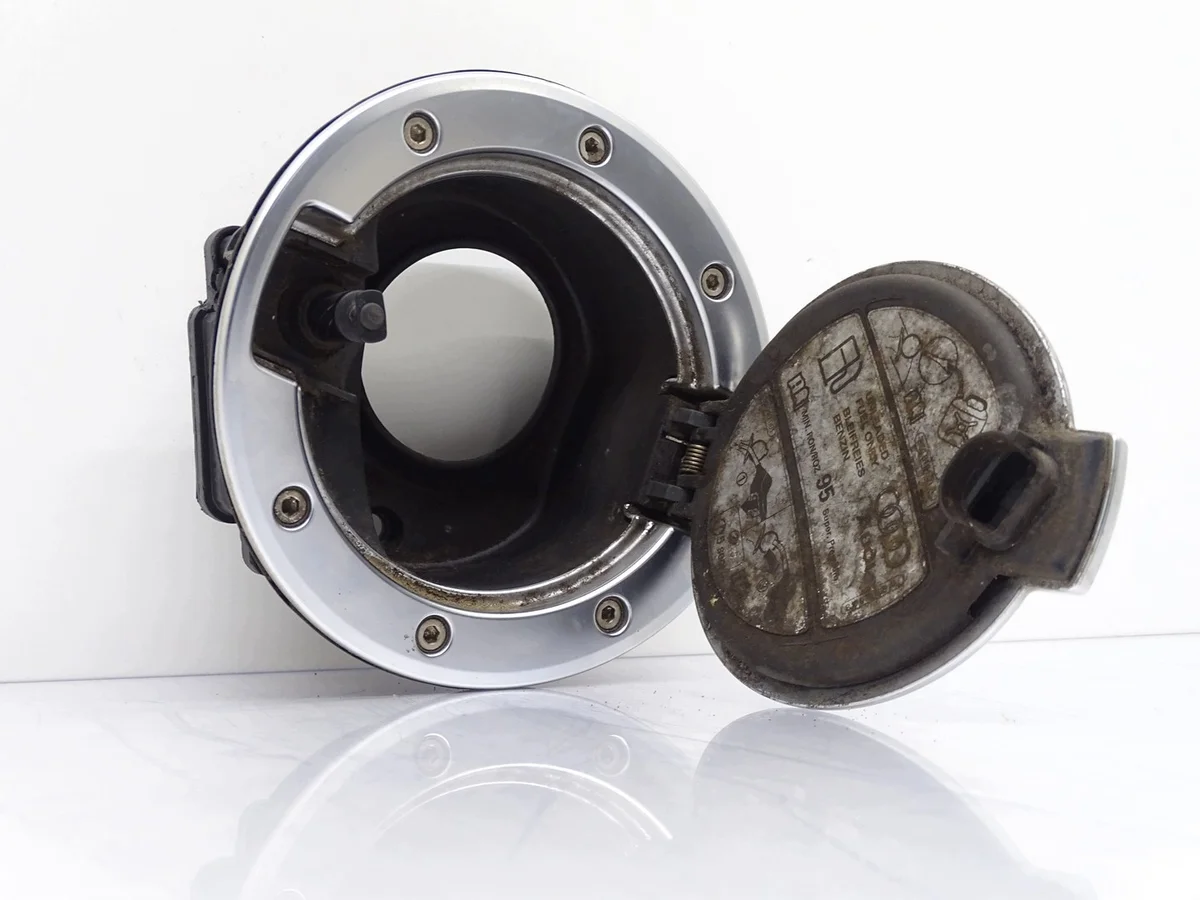 Klappe Tankdeckel Audi TT III 8S Chrom 8S0809857C image 4