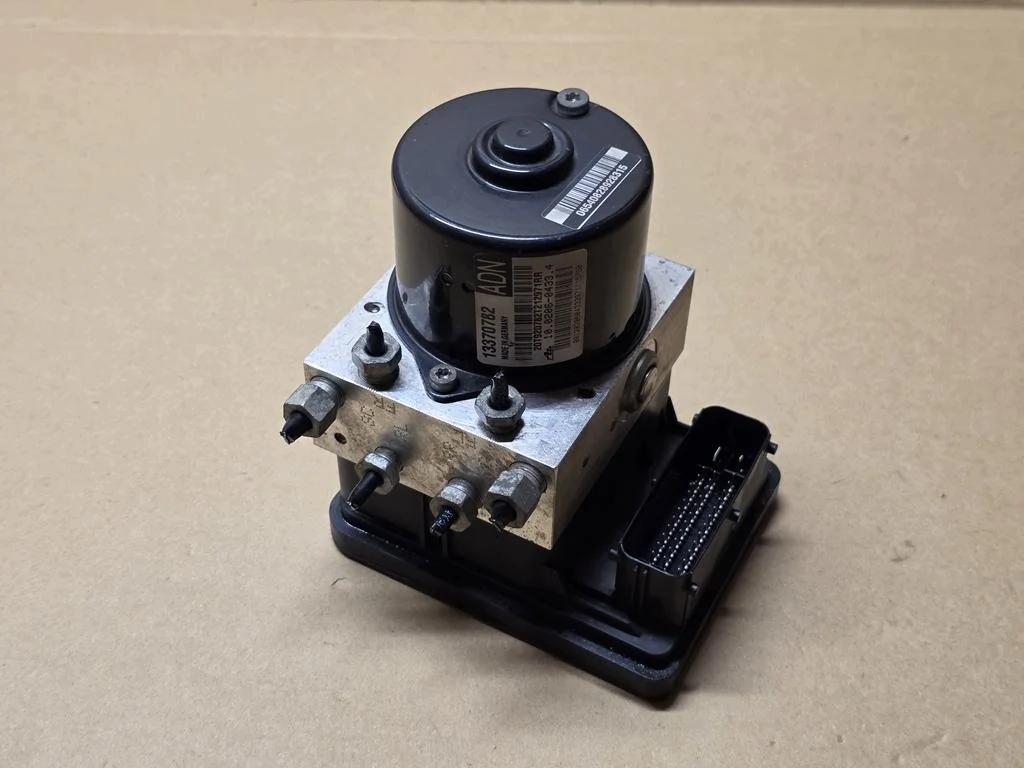 ABS Pumpe Opel Zafira C Astra J