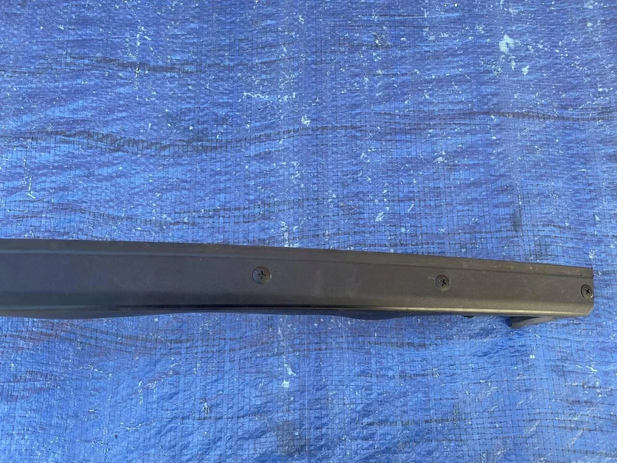 Audi A6 C8 Fender Trim Right 4K0820582 image 7