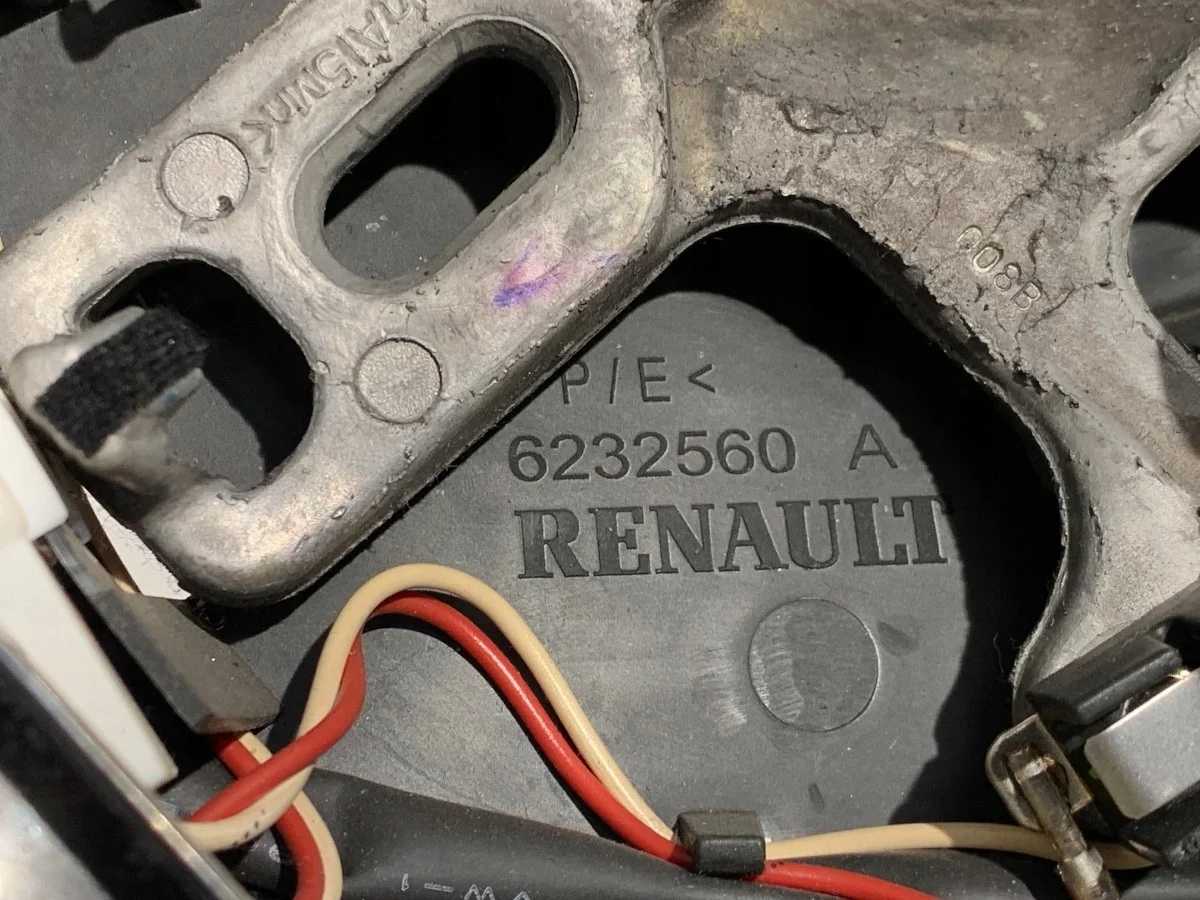 Volant Renault Clio IV OEM LORK-1796-57284 image 7