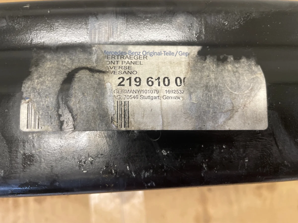 Achterbumper balk Mercedes CLS W219 image 4