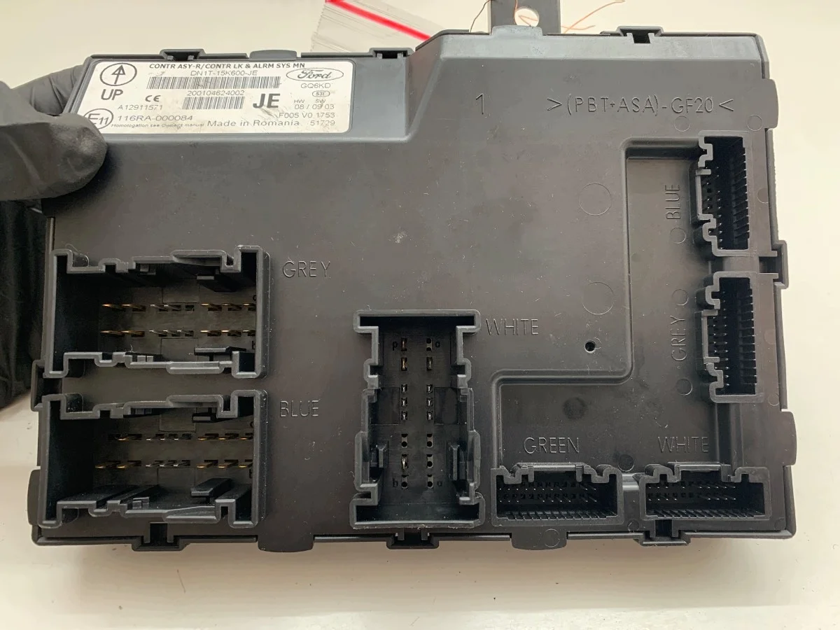 Komfortmodul Ford Fiesta Mk7 LORK-1393-28236 image 3
