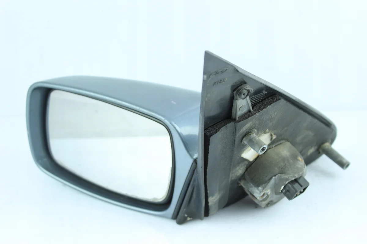 Peili Ford Mondeo vasen UA8525
