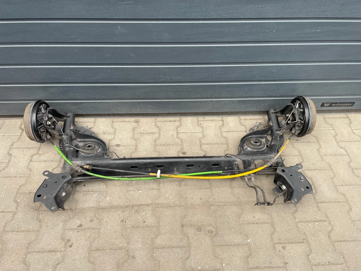Bakre balk Renault Clio IV HB Lift