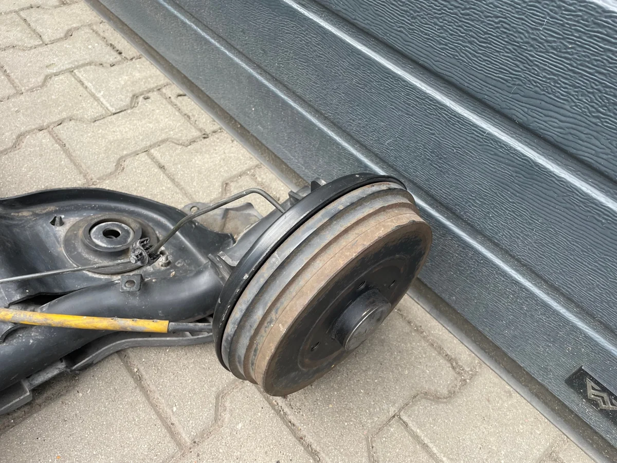 Traversa Posteriore Renault Clio IV HB Lift Usata