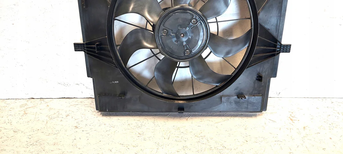 Ventilateur Mercedes W447 Vito V-Class A4479060412 image 3