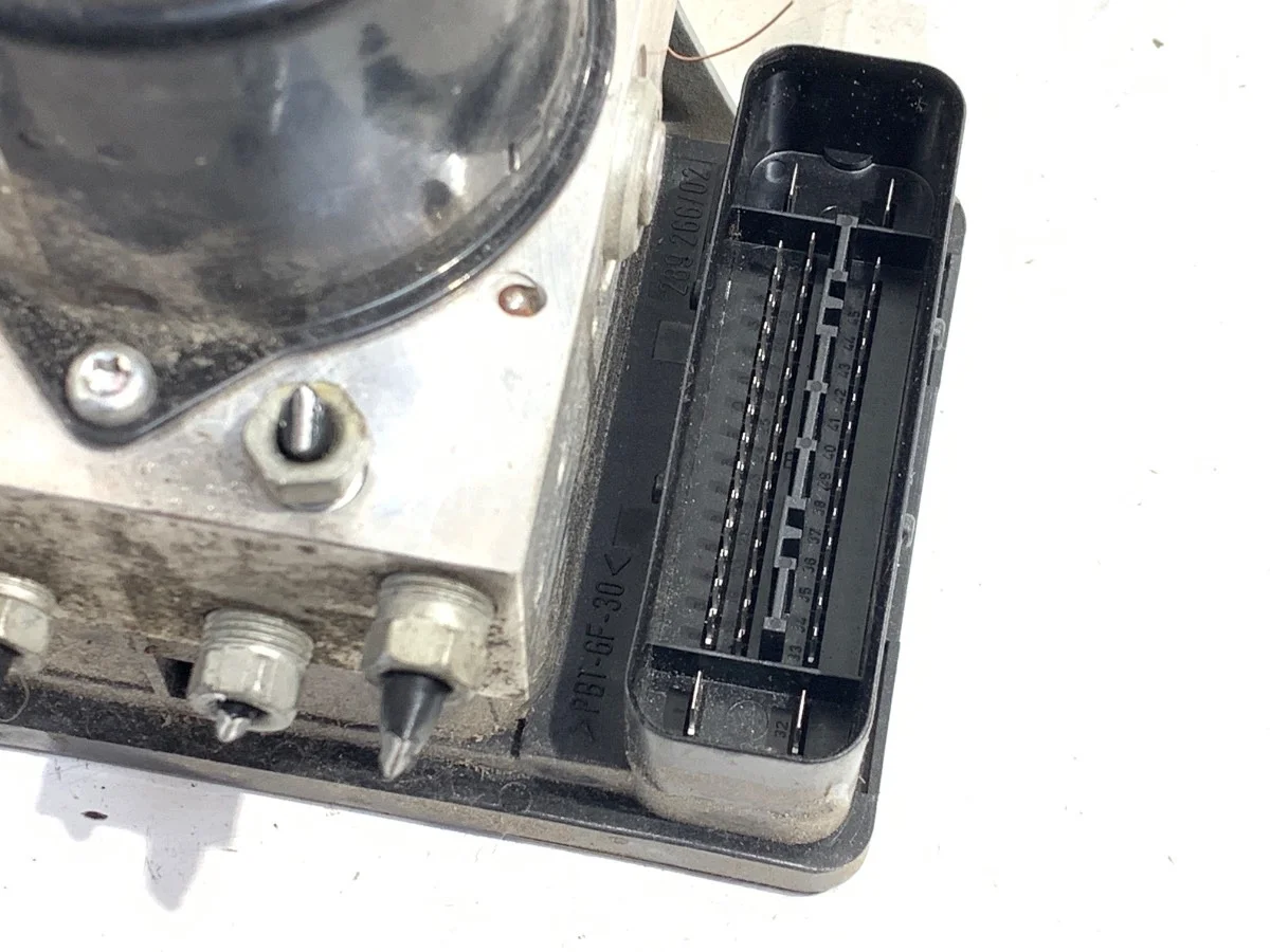 ABS Pumpe BMW E90 6772213 gebraucht image 4
