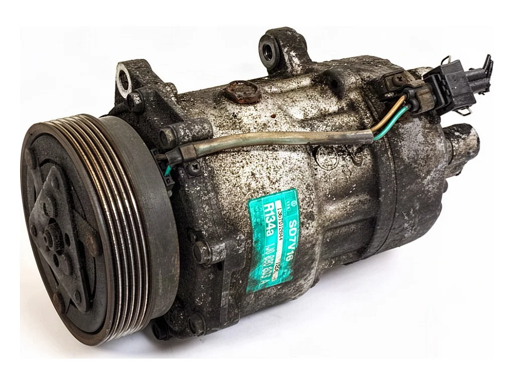 Compresor Aire Acondicionado VW Golf IV 1J0820803A