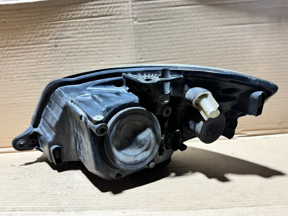 Lampada Faro Anteriore Destra Skoda Fabia II Usata