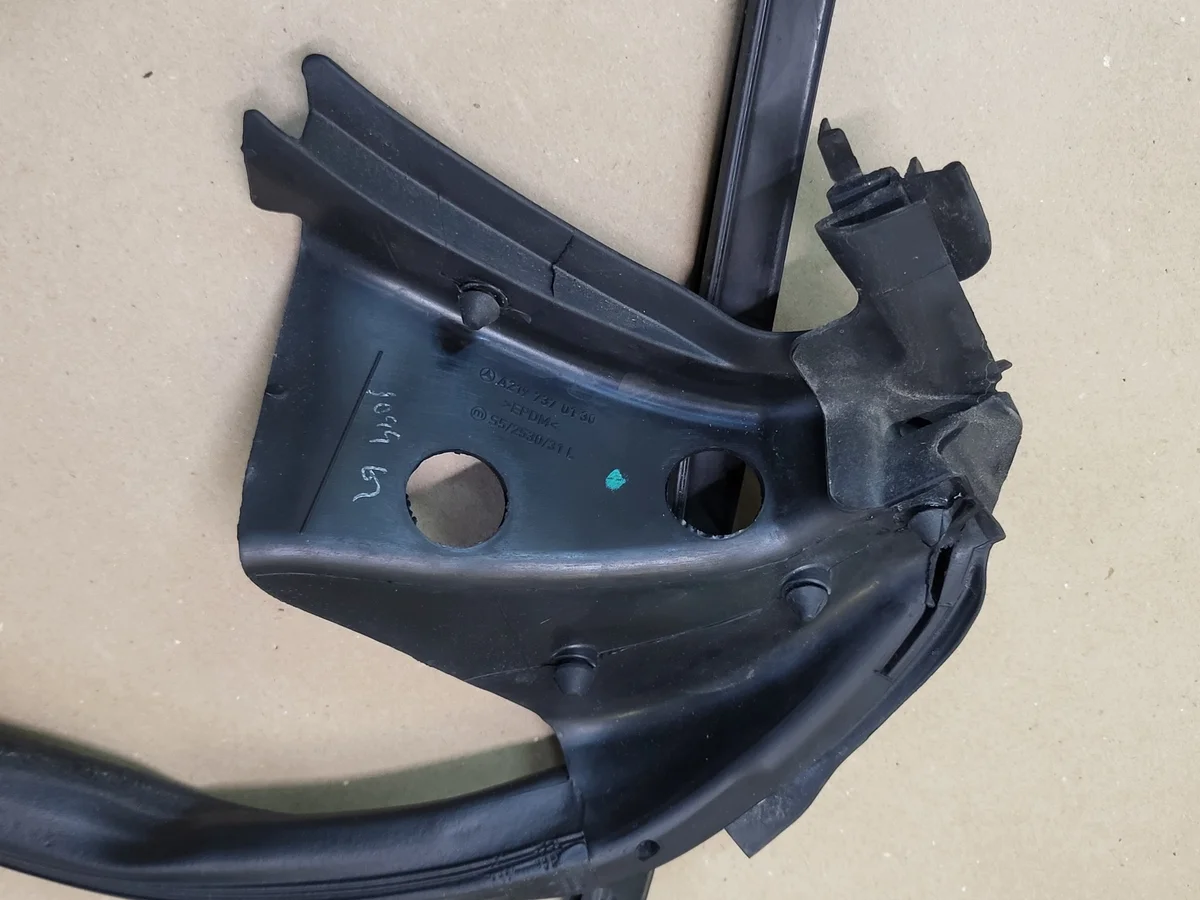 Dichtung Tür Links Hinten Mercedes CLS W219 image 3