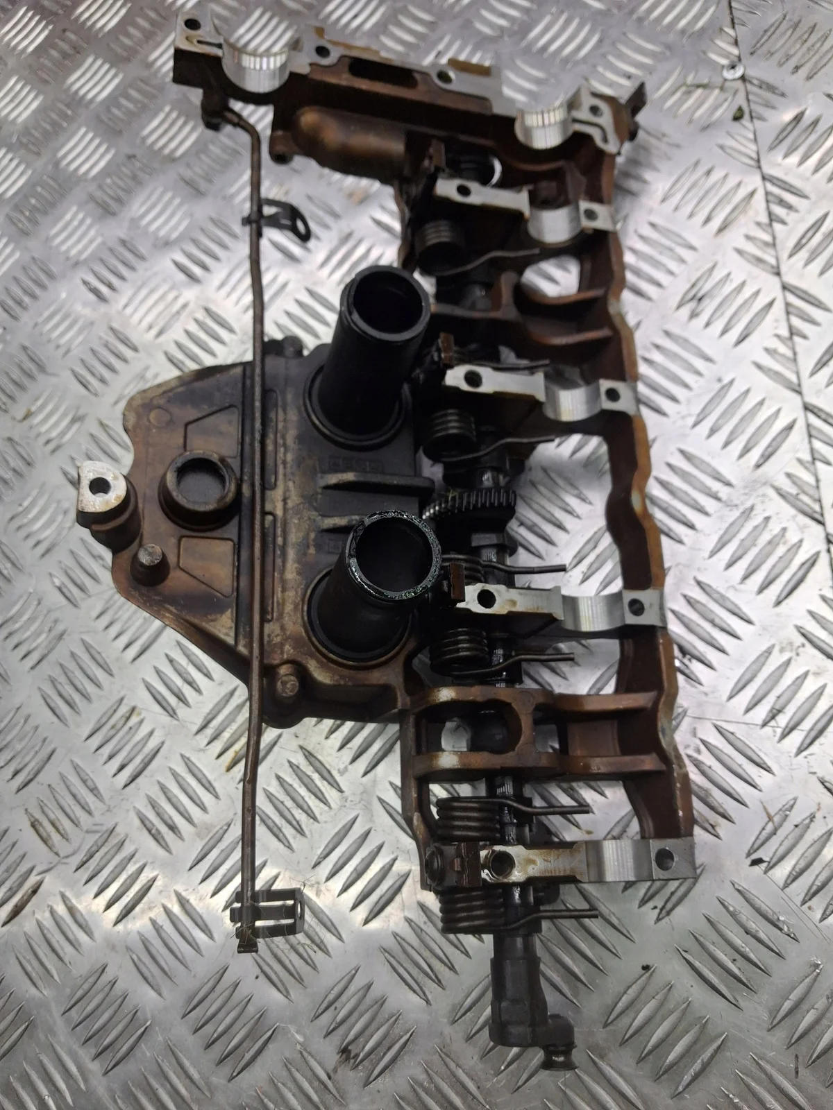 BMW 3 E90 04- 2.0B N46 Kamaxel image 7