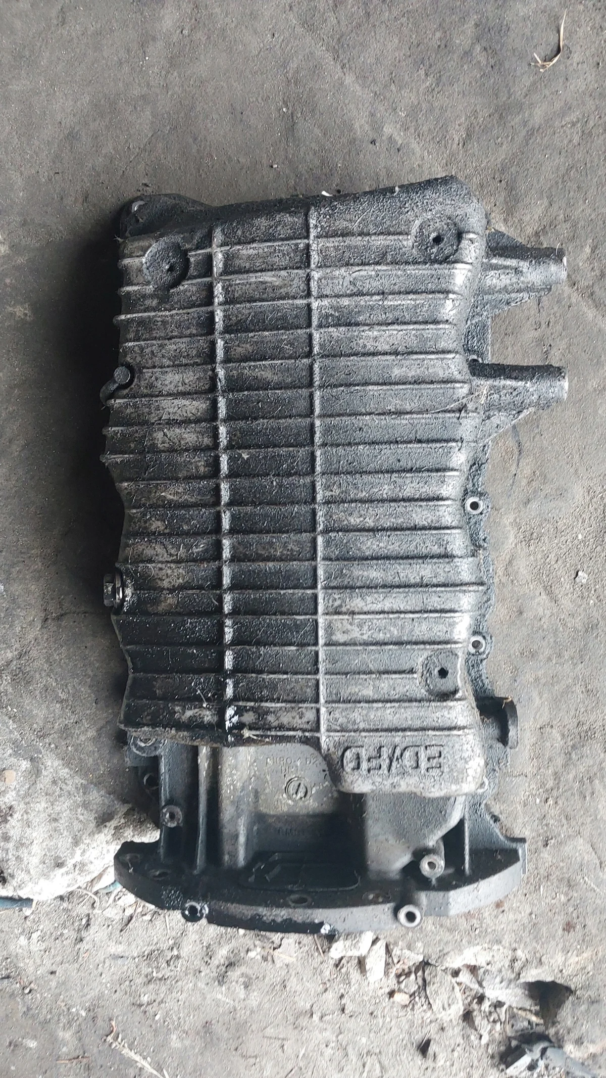 Kia 21511-27060 Cárter de Óleo Usado