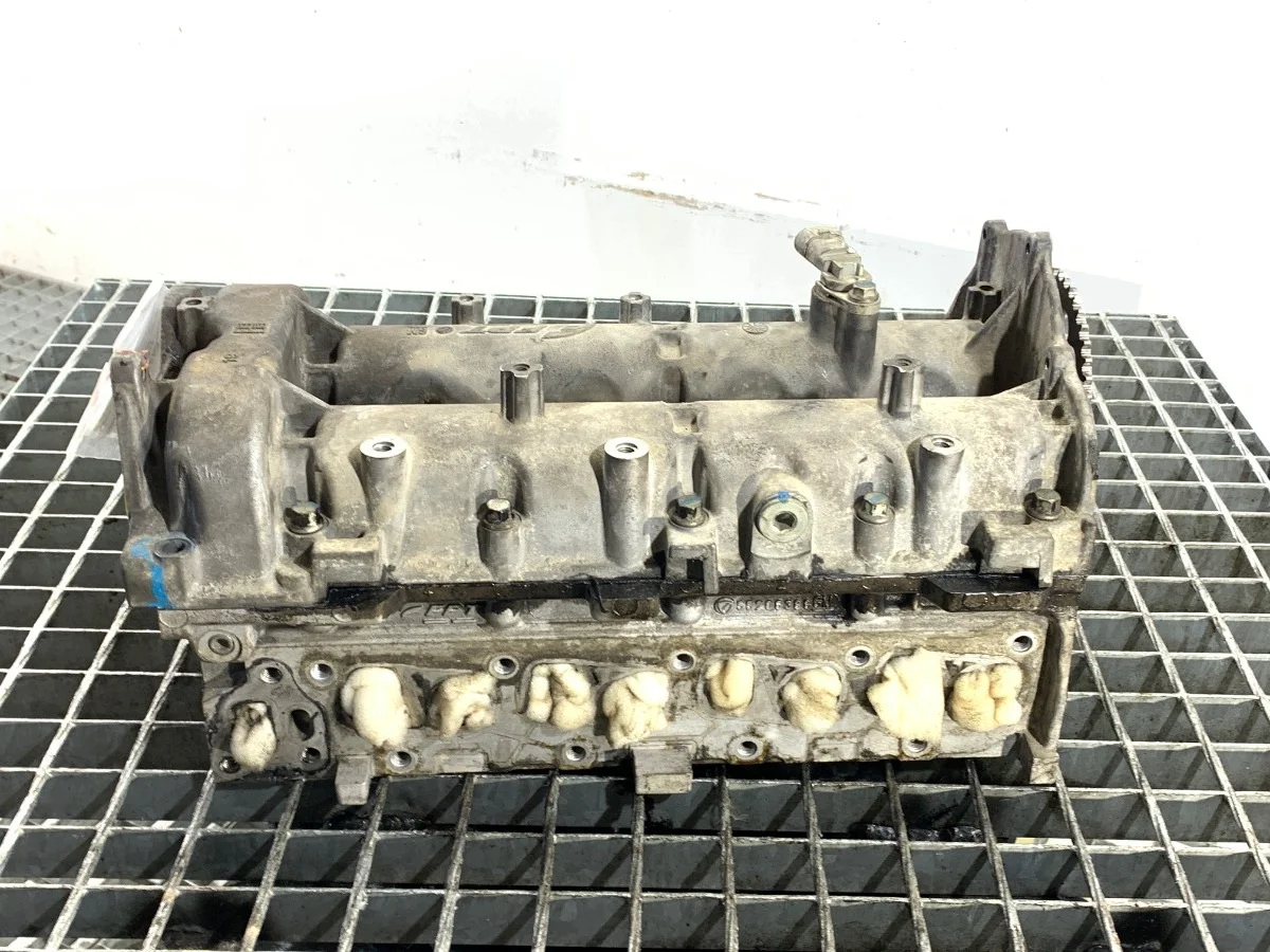 Zylinderkopf mit Nockenwellen Peugeot Bipper 1.3 image 3
