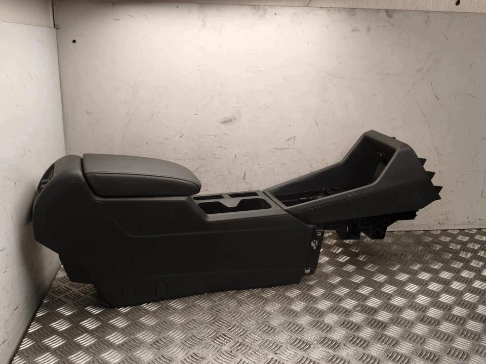 Consolle Centrale Volkswagen Caddy V 2K8863284