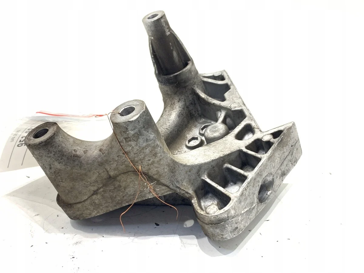 Motorlager Skoda Octavia III 2.0 04L199207