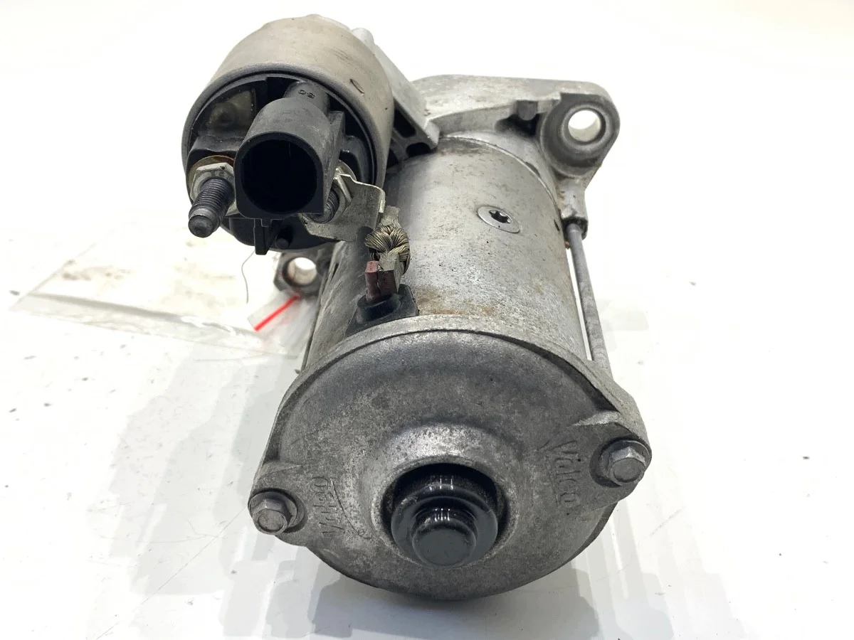 Starter Skoda Octavia III 2.0 150KM image 3