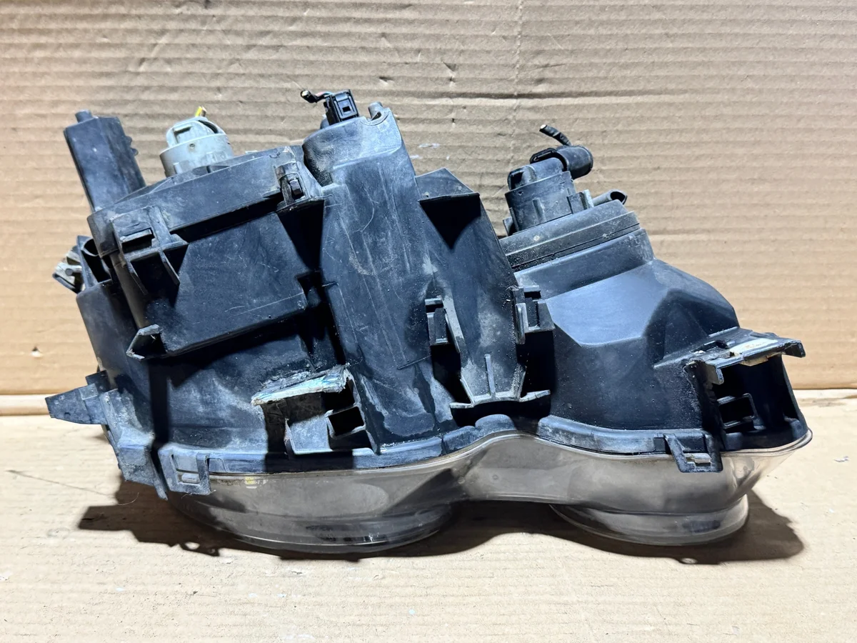 Farol Esquerdo BMW 3 E46 Compact Usado image 5