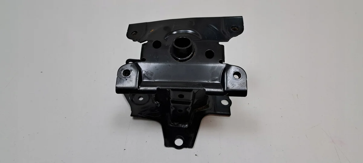 Zona di deformazione Toyota Yaris IV dx anteriore
