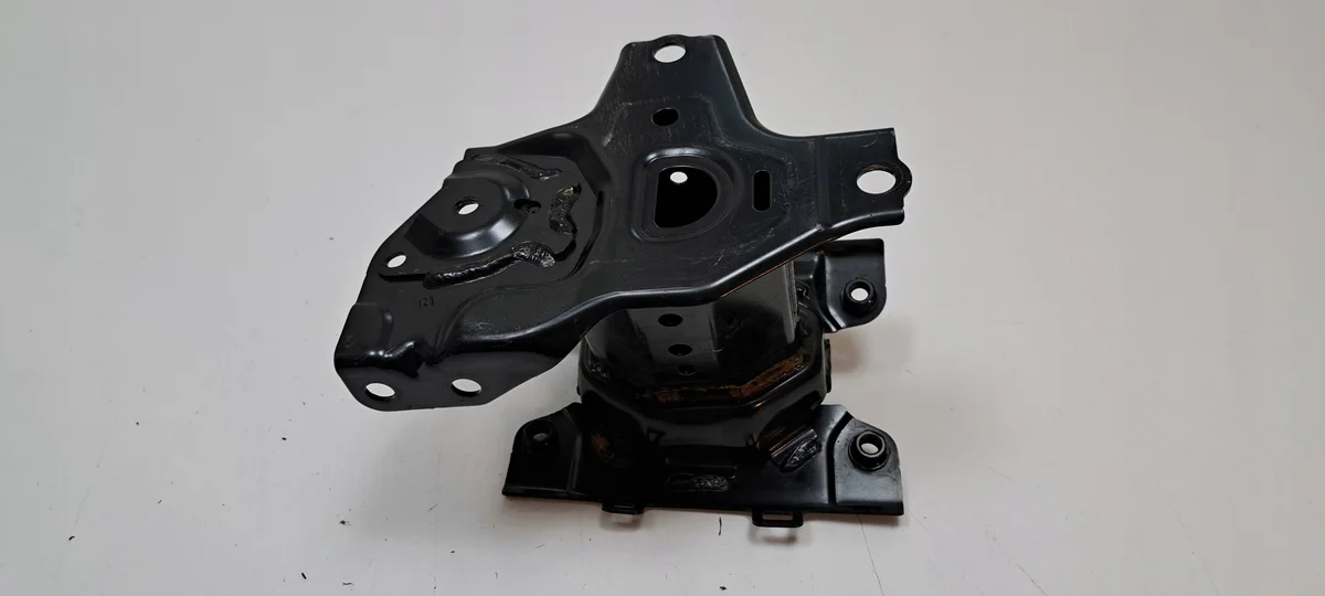 Toyota Yaris IV etuosan iskualue image 5