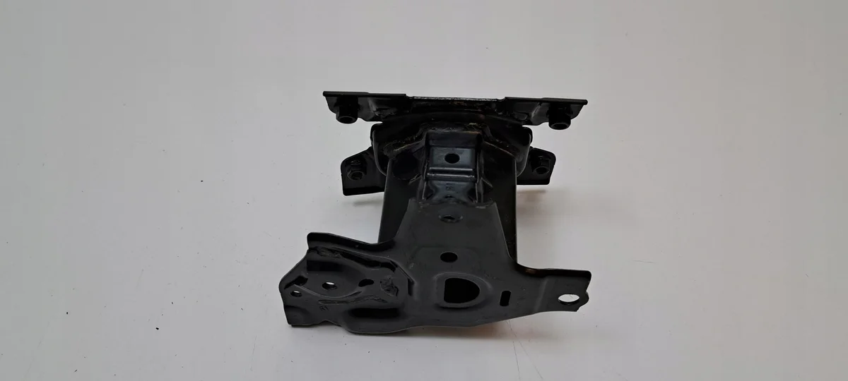 Toyota Yaris IV etuosan iskualue image 6