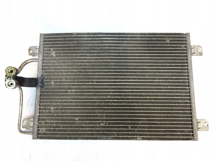 Condenseur clim Renault 7700432392