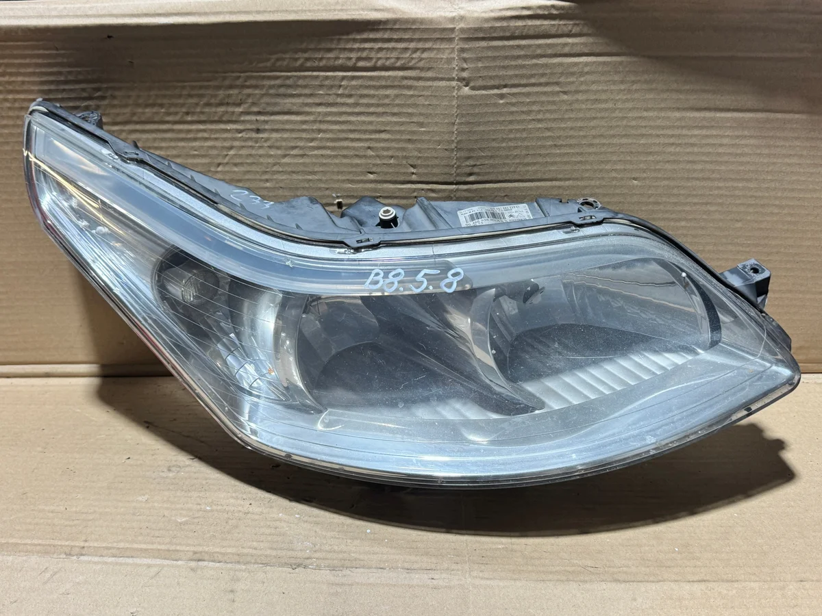 Citroen C4 I Strålkastare Höger Fram 9646893880