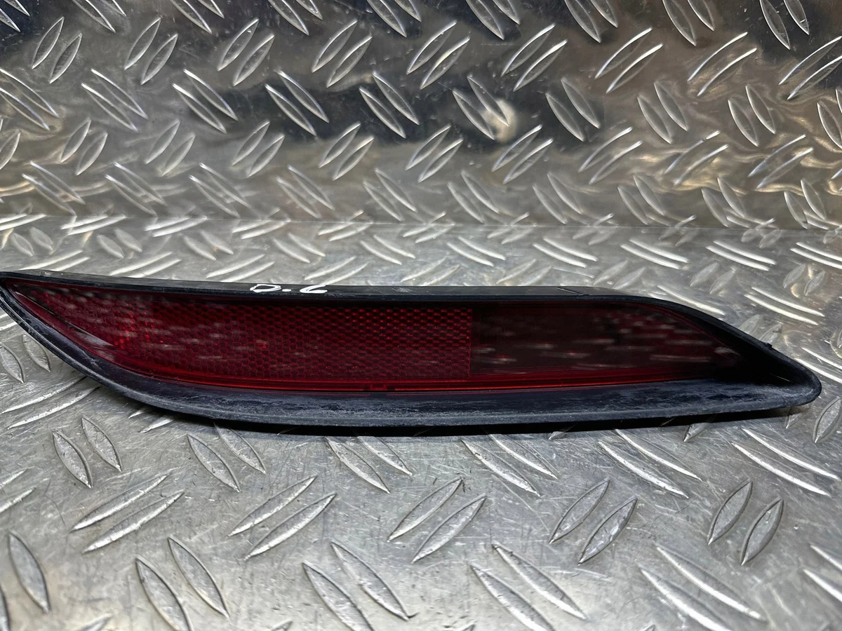 VW ID.3 Right Reflector 10B945702