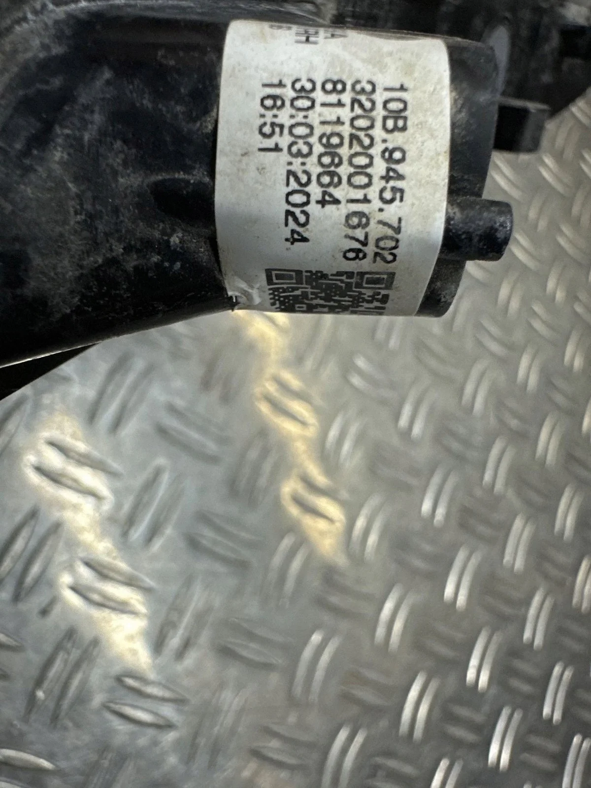 VW ID.3 Right Reflector 10B945702 image 3