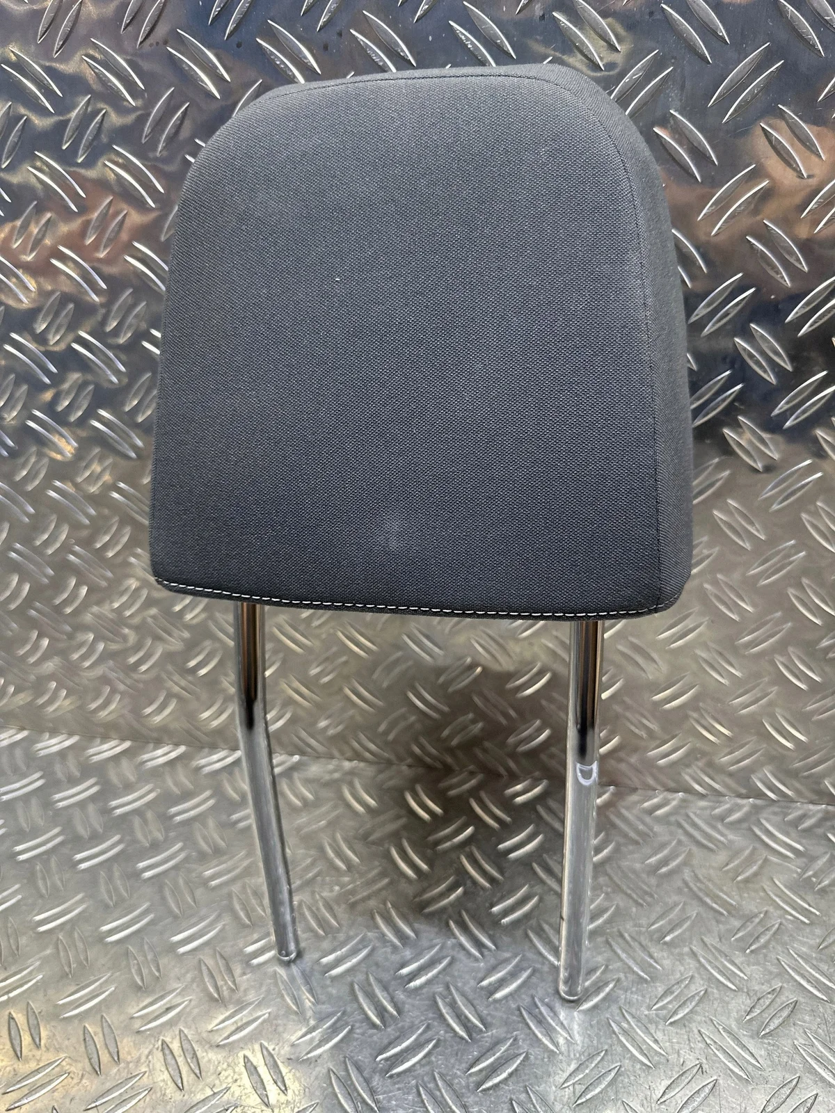 Volkswagen ID.3 Hoofdsteun Voor DLA17434 image 3