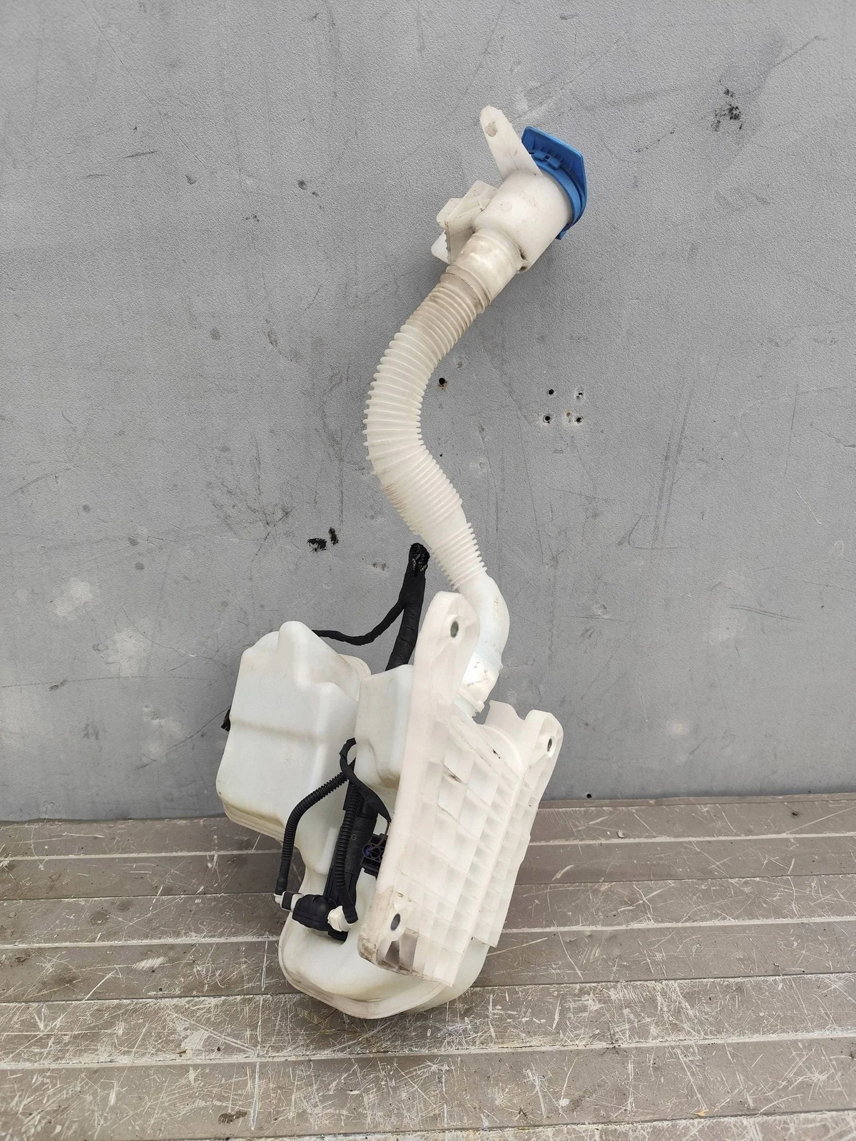 Volkswagen Tiguan Ruitensproeiervloeistof Reservoir