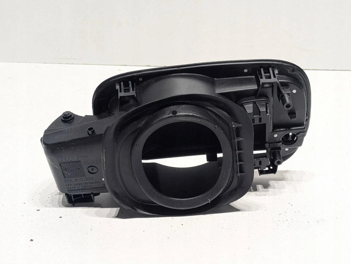 Audi Q5 Tapa Puerto Carga 80A810593 image 3