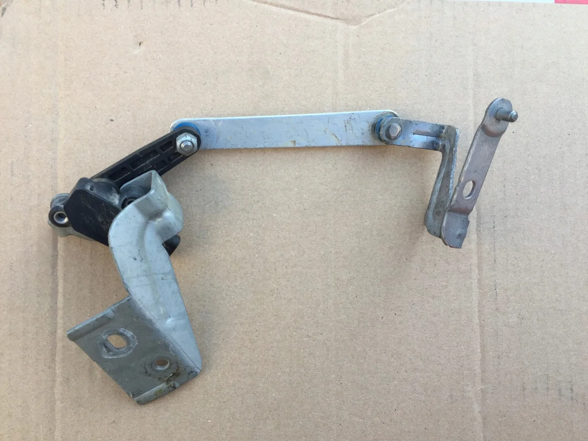 Used Headlight Level Sensor Left Rear Mercedes GLA