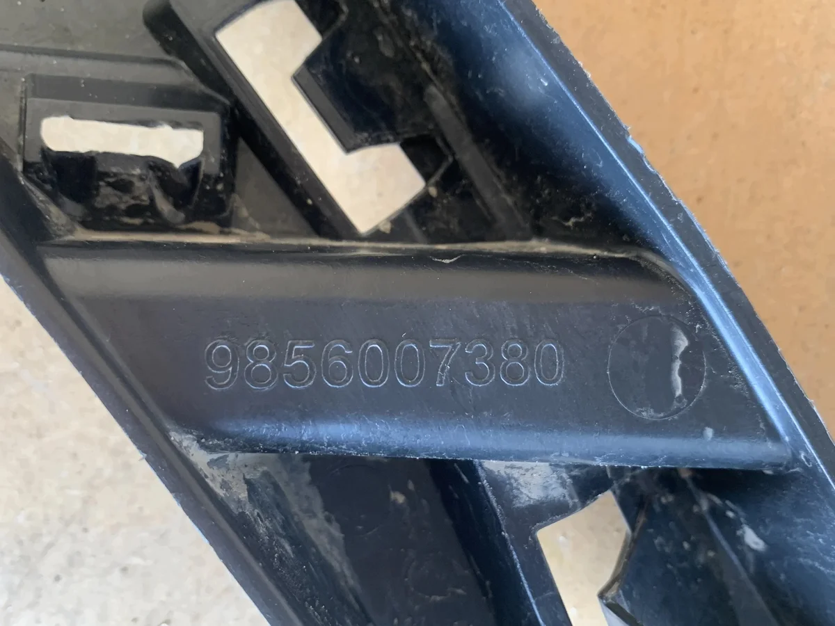 Front Bumper Bracket Left Peugeot Rifter image 4