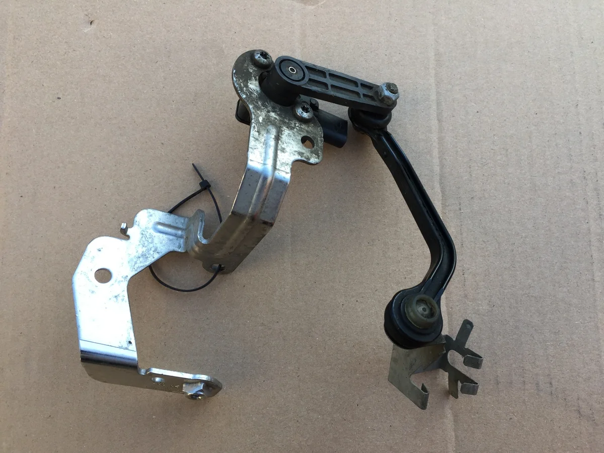 Sensore Luci Fari Anteriore Sinistro Mercedes A2479050906