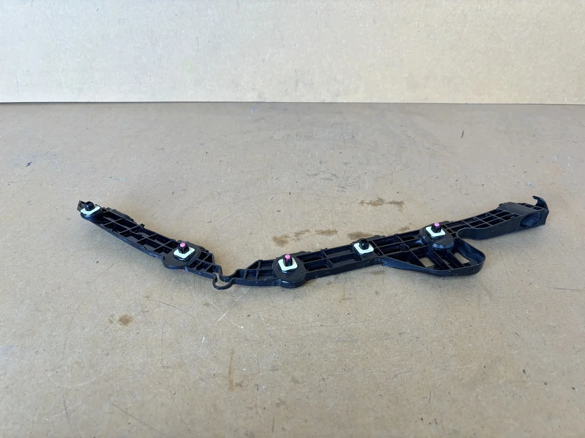 Linker achterbumper glijder Toyota Camry VIII image 5