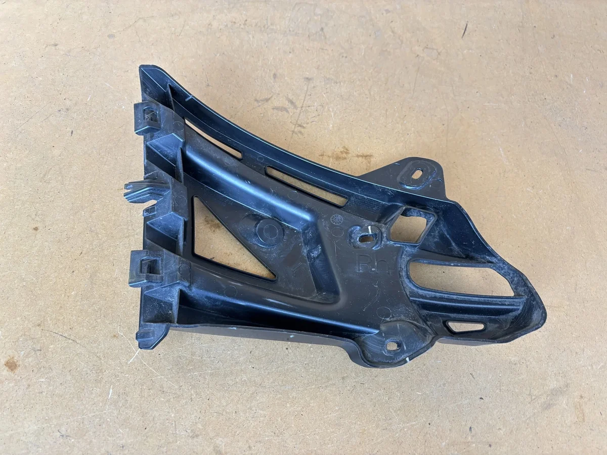 Halterung Stoßstange Peugeot 208 II Rechts Hinten image 4