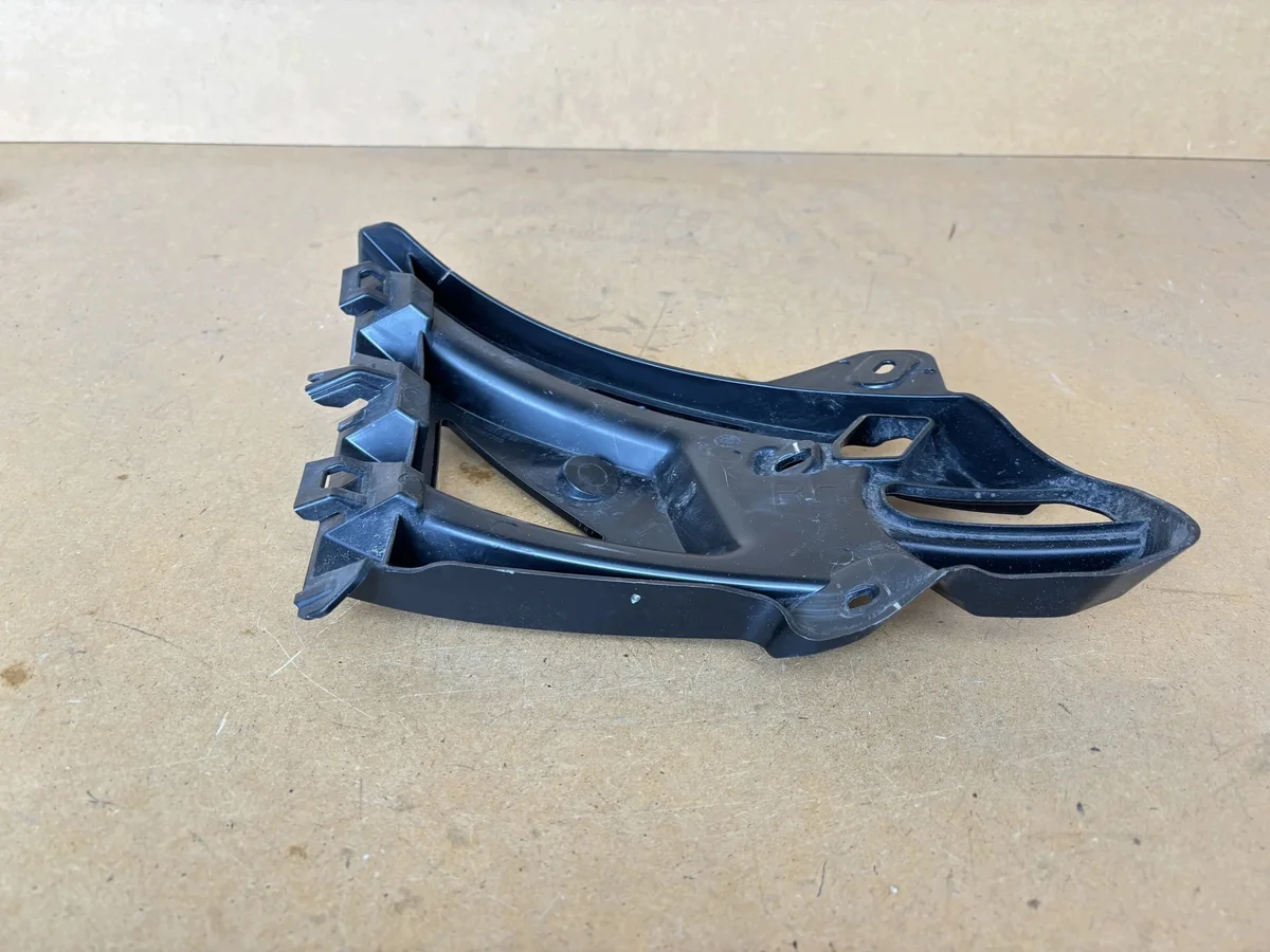 Halterung Stoßstange Peugeot 208 II Rechts Hinten image 5